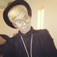 Tsho-low Rita Mohloai