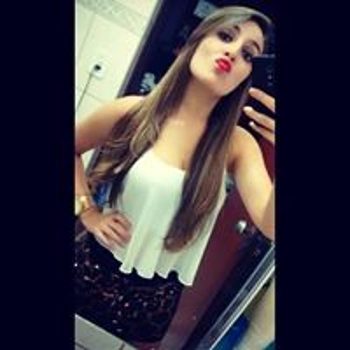 Júlia Aguiar 8’s avatar