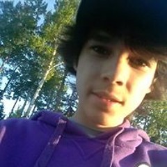Christian R Henderson