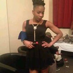 Marika Colour Red Delena