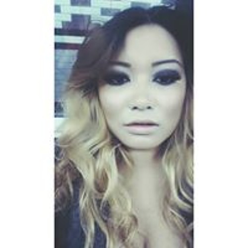 Lisa Tulachan’s avatar