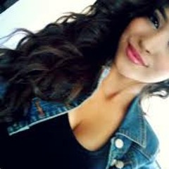 ***Savannah Lynn****