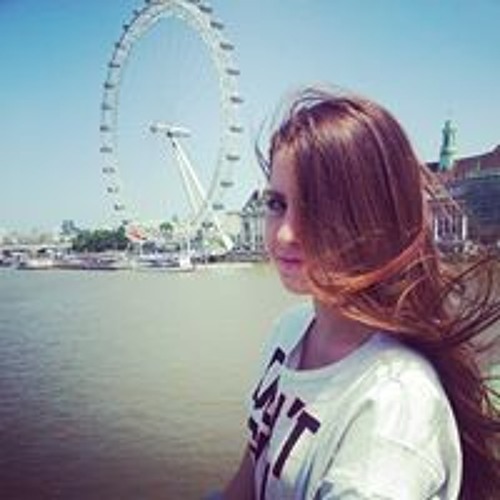 Nadia Cozzi’s avatar