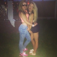CaitieeG