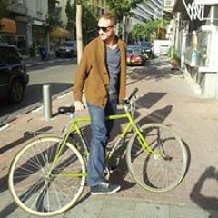 Arie Peker