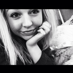 kellykaneee