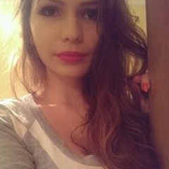 alexandra_f90