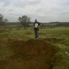Lewis Jones 82