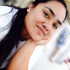 Ninnia Round Fruean