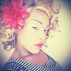 Comedienne Queenie T T