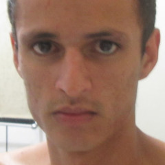 Pra quem já mordeu um cachorro por comida até que eu cheguei longe