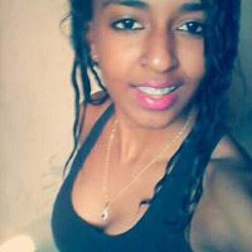 Viviane Ribeiro 22’s avatar