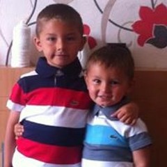 Andrew ︻╦̵̵͇̿̿̿̿╤── ˚͜˚