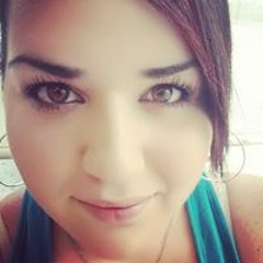 Stephanie Fernández 46