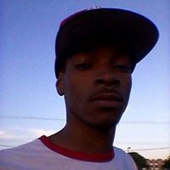 Maac Foreign "Hit Em Up" ft Uzi Spitta