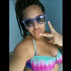 lha_lauryn