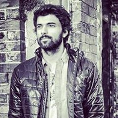 محمد ريفي اغنيه عيون القلب