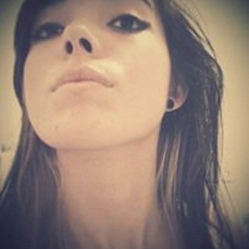 Julia Teixeira 27’s avatar