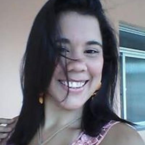 Julinha Freitas’s avatar