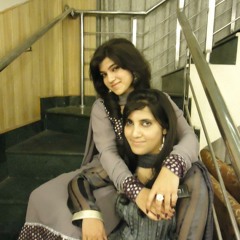 Sanu ek pal chein nah avay ;)