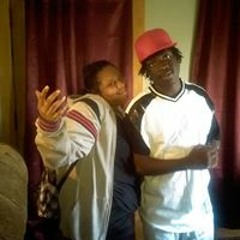 Cam Clappin Back Pinkney