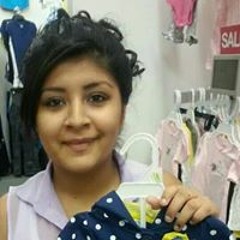 Alejandra Aguilar 50