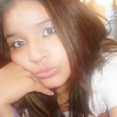 Yoselin Mora 1