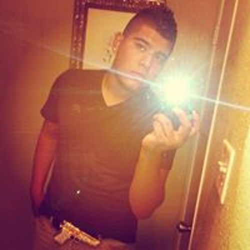 Stream Chiki Papi Hernandez music | Listen to songs, albums, playlists ...