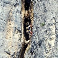 Nela Abril Villanueva