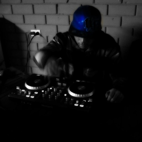 César Ruíz - Oh Yeah (Original Mix)