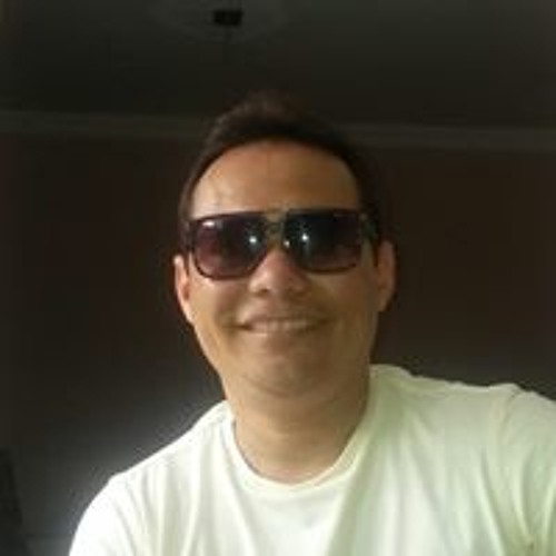 Tacio Monteiro’s avatar