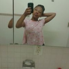 Nyasia Topreety Esence