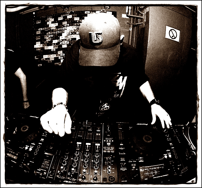 BLiND:CASTS cover art