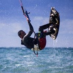 Wind Firends Kitesurfing