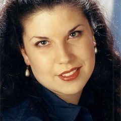 Heather Batey, soprano