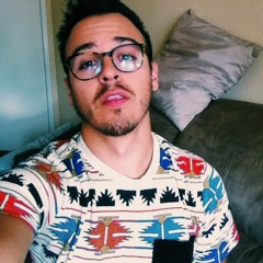 Kelly_Louis