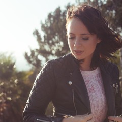 Stevie Ann - Acoustic