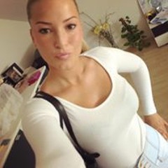 Caro Lin 86