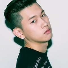 KimK'sRightButtCheek