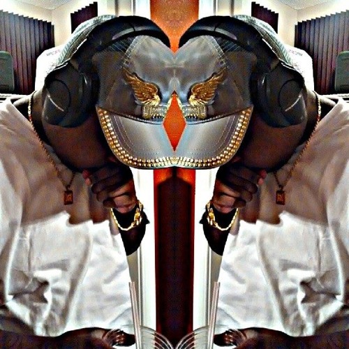 ''YB'' GANG BANGING ''ON THE RUN'' DA MIXTAPE