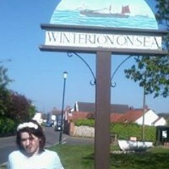 Monique Crafting Bland