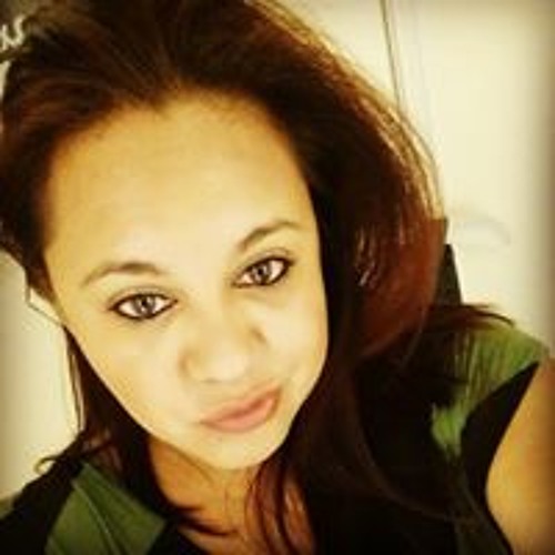 Stream Blanca Perez 21 music | Listen to songs, albums, playlists for