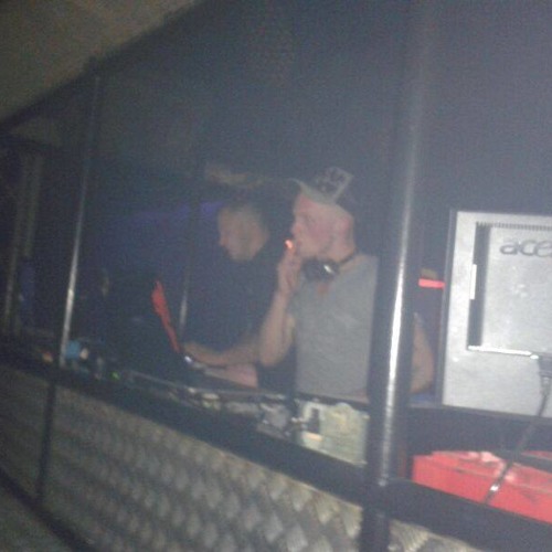 ToMmTeKk LiVe@UnTeR MeInEr HaUt(Gestört aber Geil Bootleg)