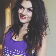 Christina Thompson 32