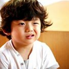 Lại Gần Hôn Anh - Lân Nhã