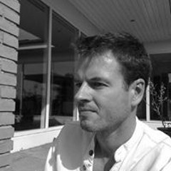 Peter Erland Larsen