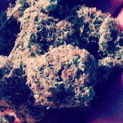 "KUSHworldcrazy"