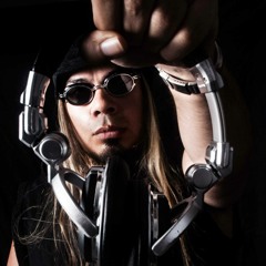 DJ  Lore