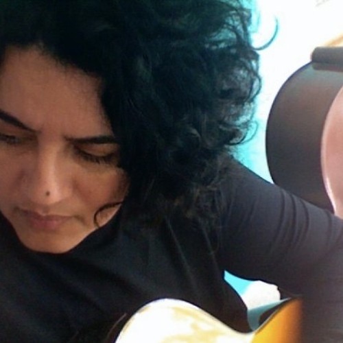 Stream Lourdes Perez, Cantautora music Listen to songs, albums