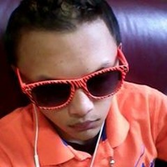 Aks Erin Caesar Toves